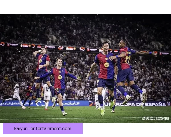 在凌晨结束的西甲焦点战中巴萨绝杀马竞亚马逊多角度分析球队表现